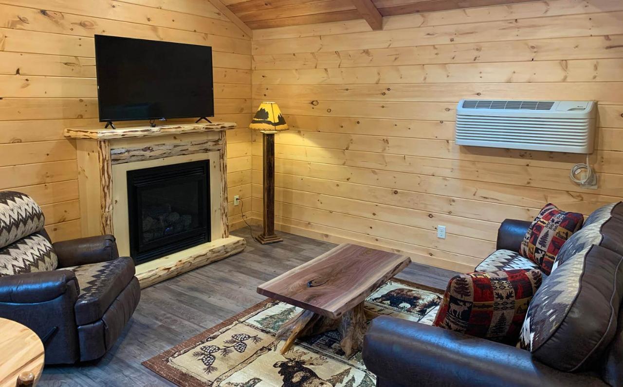 Briarwood Cabin By Amish Country Lodging バーリン エクステリア 写真